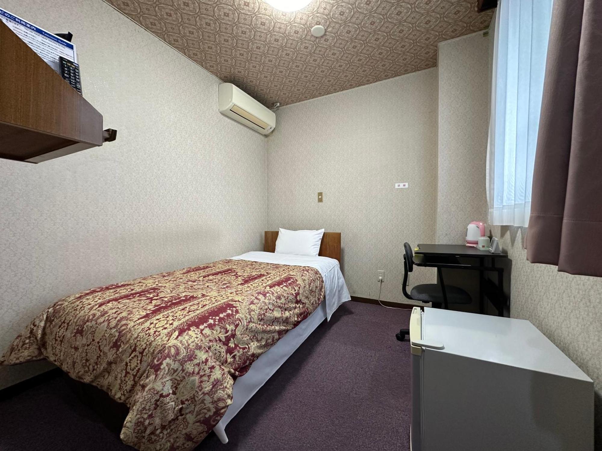 Business Hotel Ishimura Mibu Zewnętrze zdjęcie